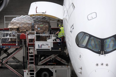 3000 Gepäckstücke von Lufthansa-Passagieren noch in München