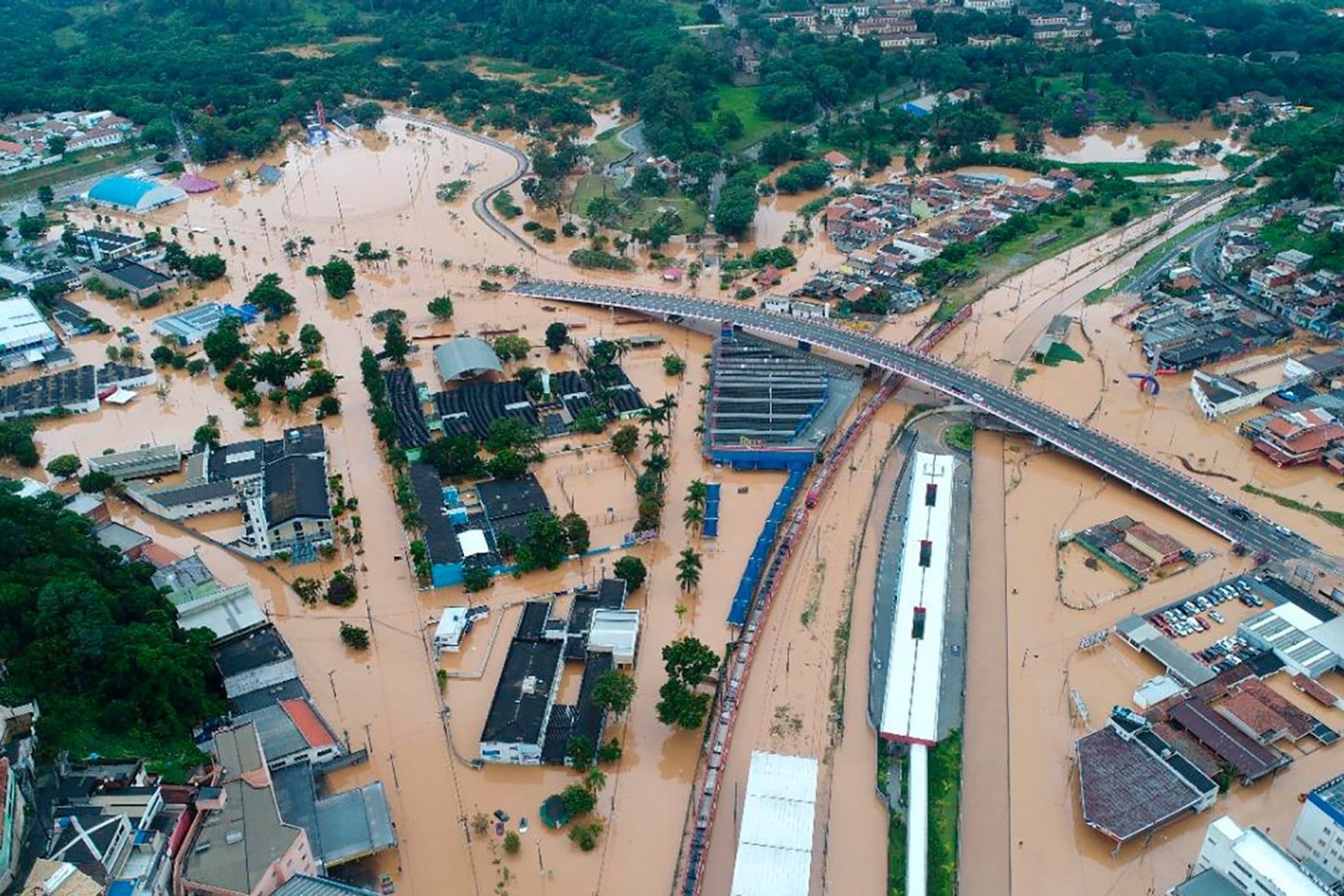 Blick auf Franco da Rocha in Brasilien. Die Gegend ist nach schweren Regenfällen überflutet.