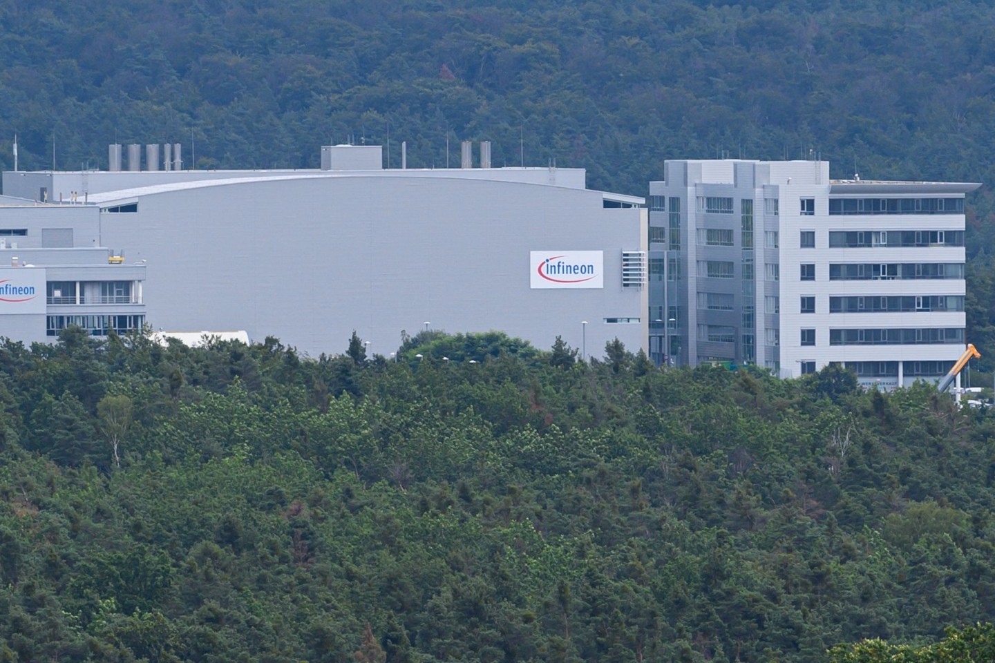 Rund 1000 Arbeitsplätze sollen durch den Ausbau des Infineon-Standorts in Dresden entstehen.