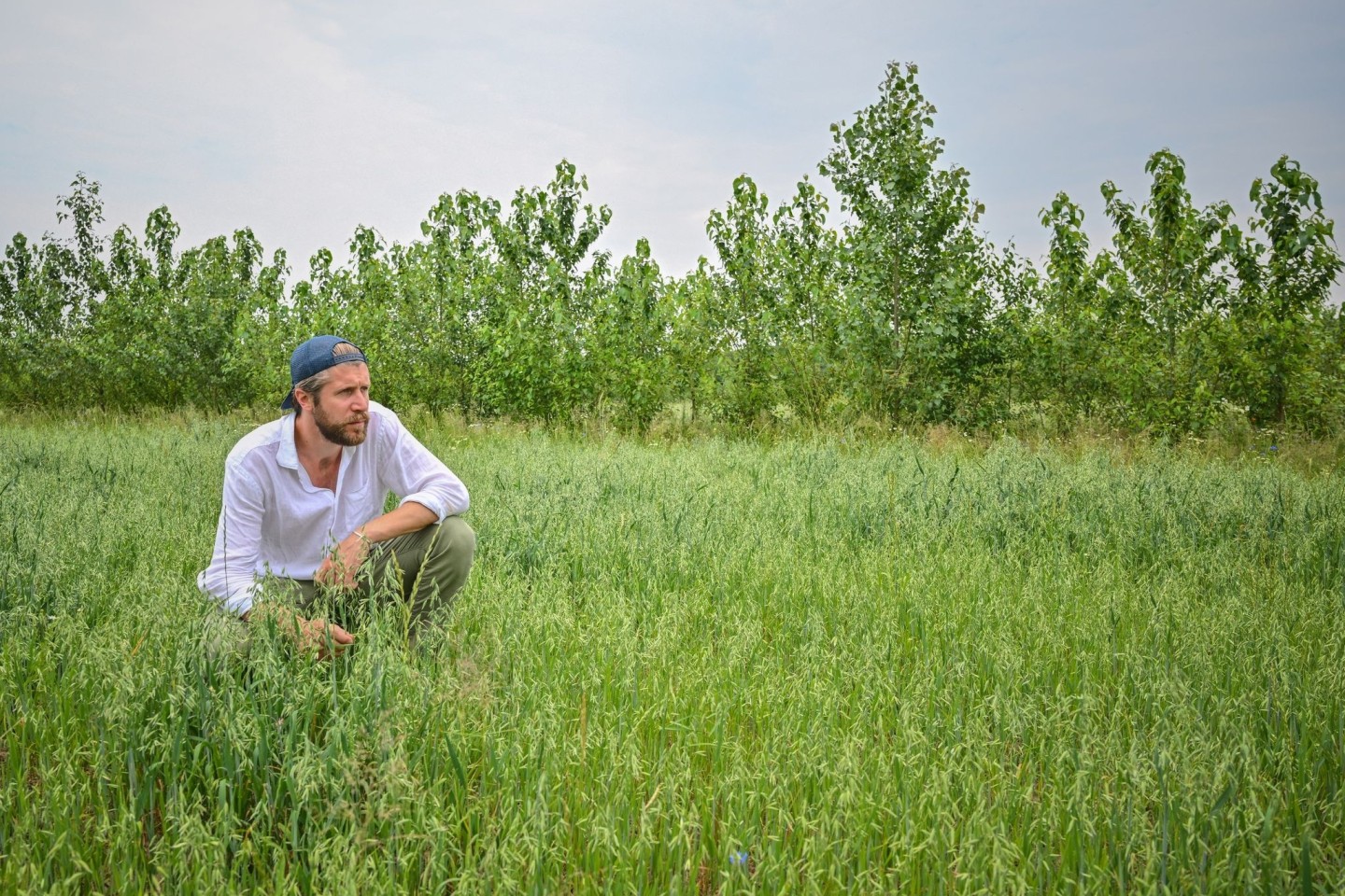 «Wasser wird immer knapper, wir haben keinen gesunden Boden mehr»: Landwirt Benedikt Bösel.