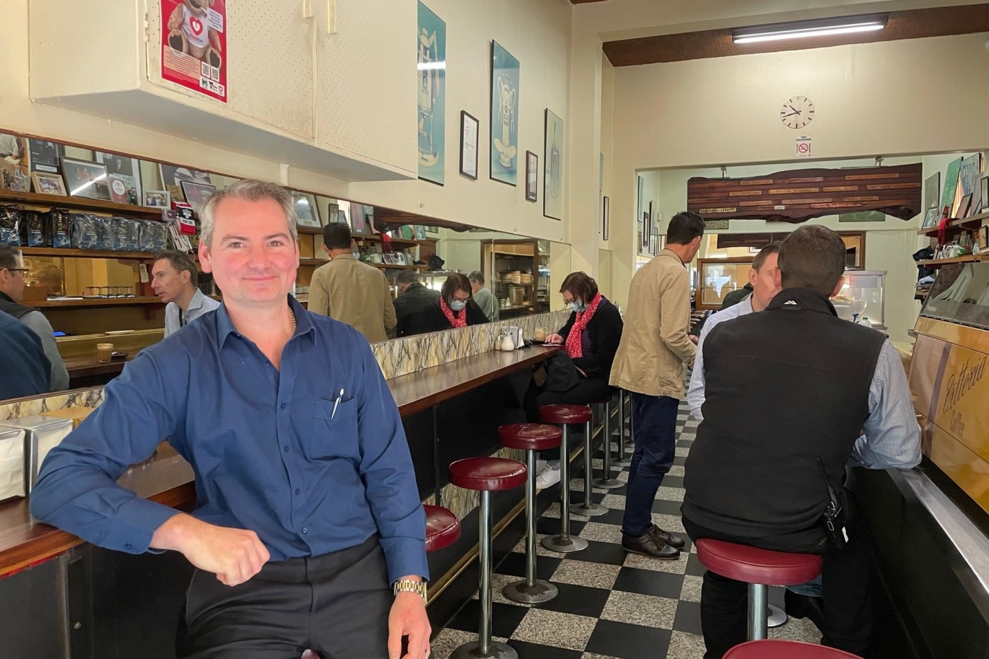 David Malaspina, der Besitzer von Pellegrini's Espresso Bar, in seinem Café.