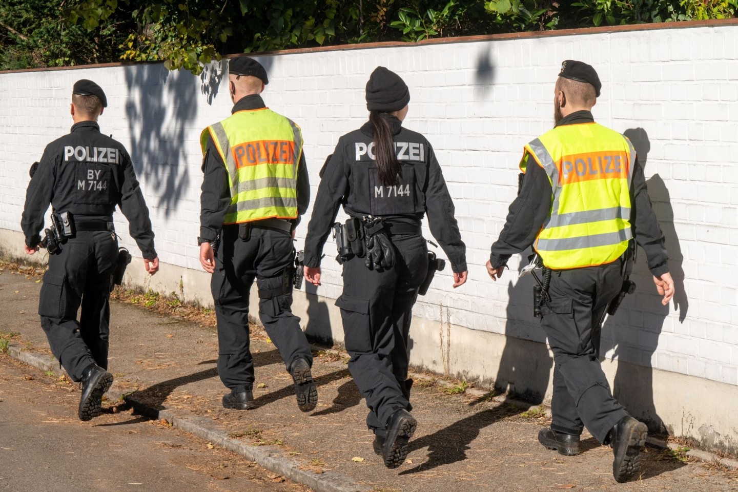 Die Münchener Polizei hat einen 17-Jährigen festgenommen.