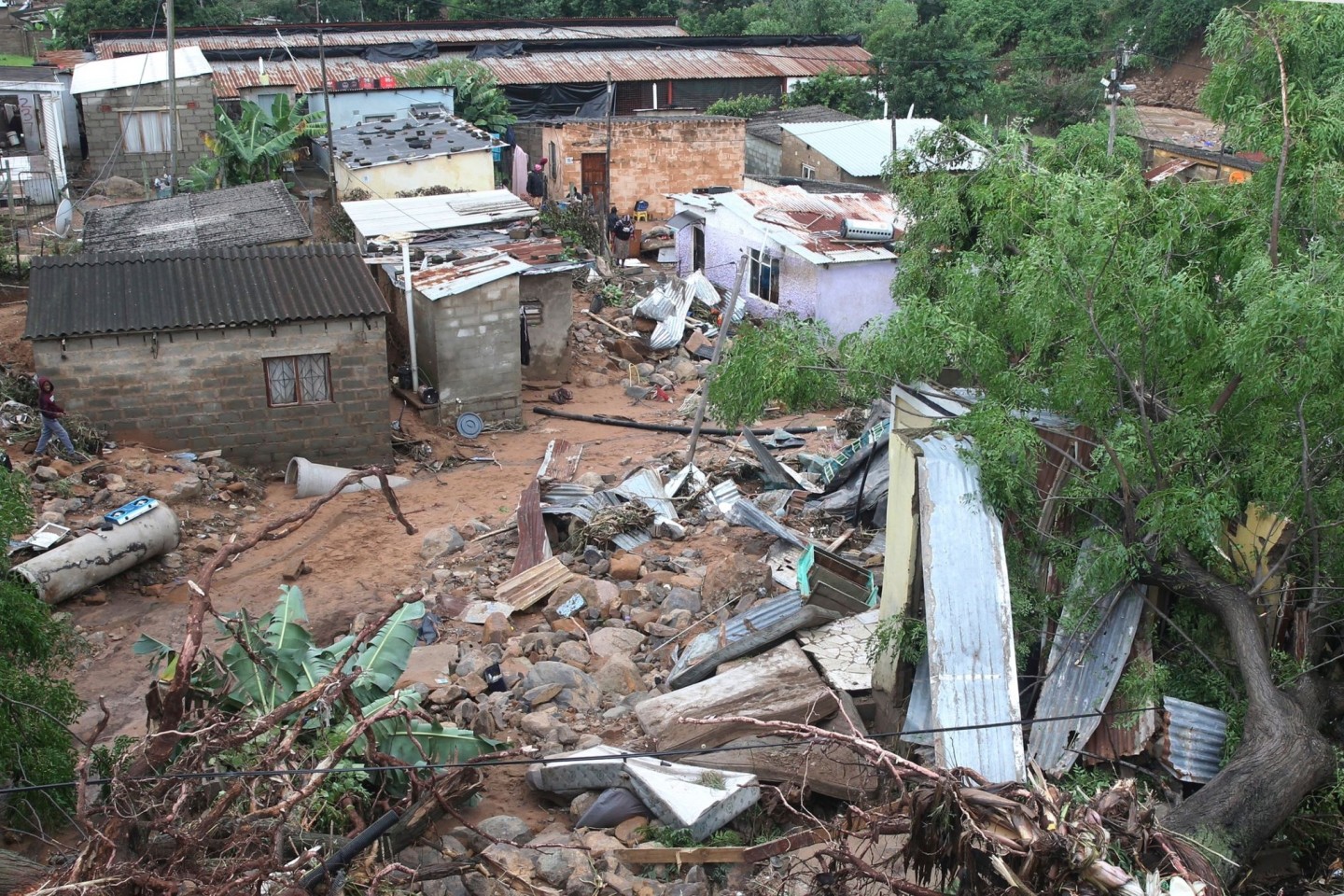 Zerstörte Häuser im südafrikanischen Durban nach den heftigen Überschwemmungen.