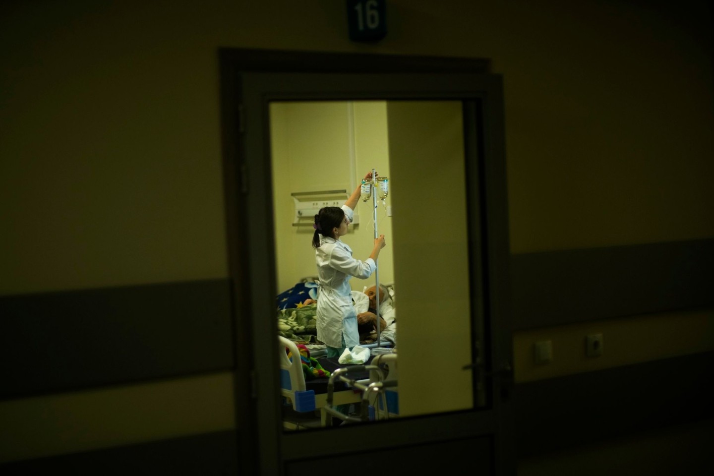 Zahlreiche Gesundheitseinrichtungen wurden infolge des Kriegs in der Ukraine beschädigt oder zerstört.