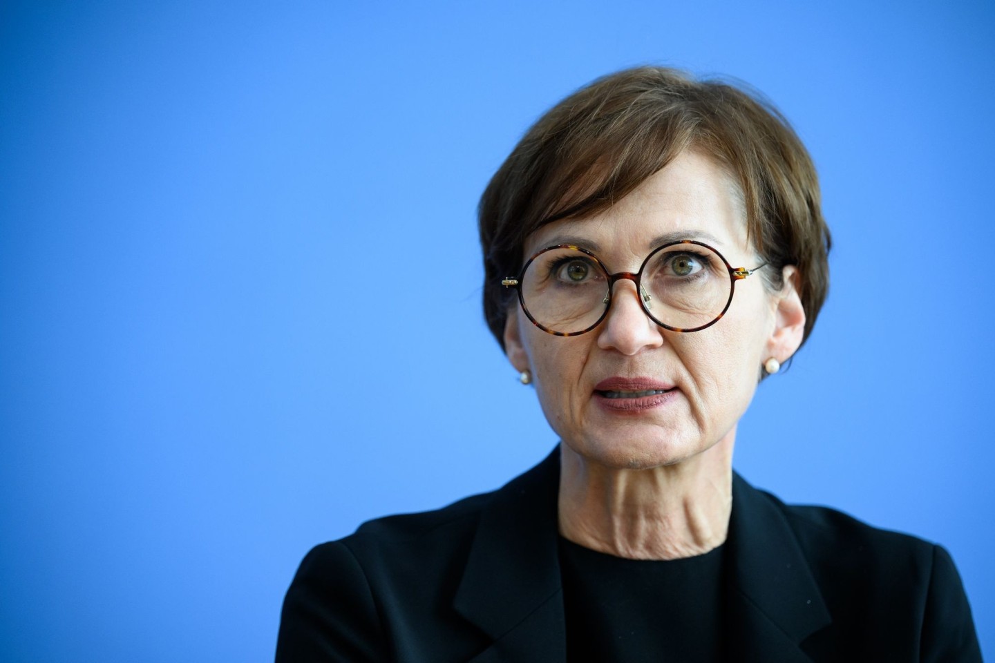 Bettina Stark-Watzinger (FDP), Bundesministerin für Bildung und Forschung, hat sich in Greifswald angekündigt.